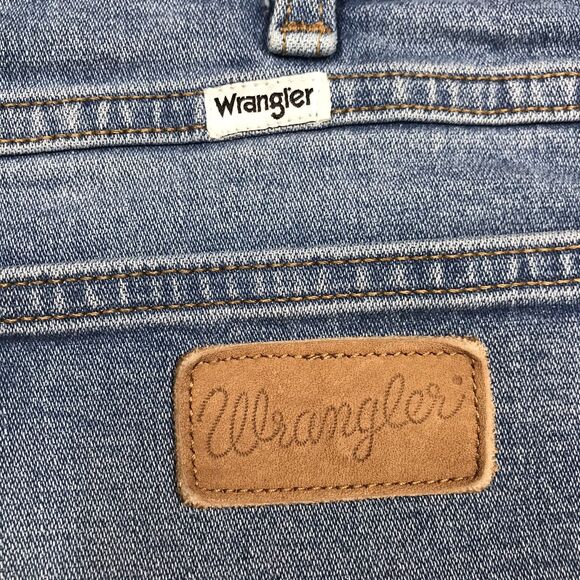 WRANGLER 626 Jeans Women 33x30 Westward High Rise Boot Light Wash Denim Blue - Picture 10 of 16